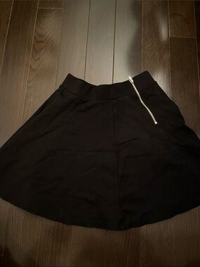 H&M Black Circle Skirt with Exposed Silver Zip